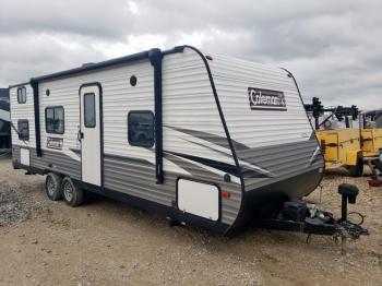  Salvage Keystone Camper