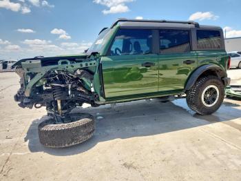  Salvage Ford Bronco