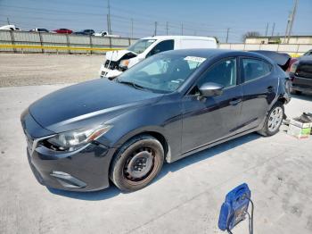  Salvage Mazda 3