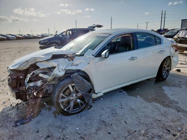  Salvage Nissan Maxima