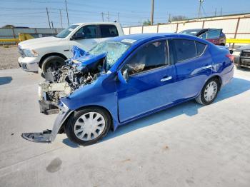  Salvage Nissan Versa