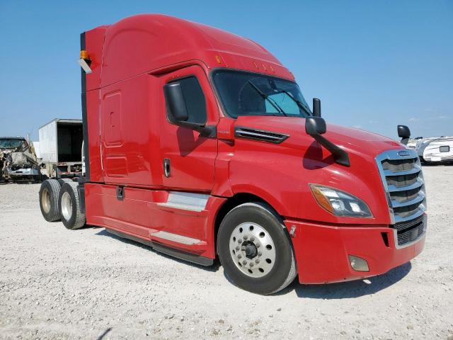  Salvage Freightliner Cascadia 1