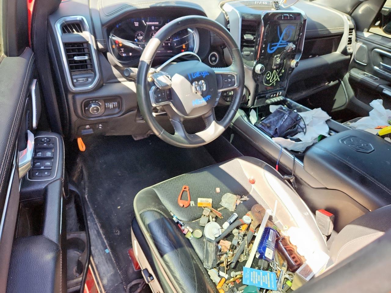 Ram 1500 Laramie Image 11