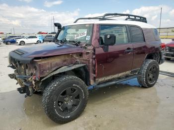  Salvage Toyota FJ Cruiser
