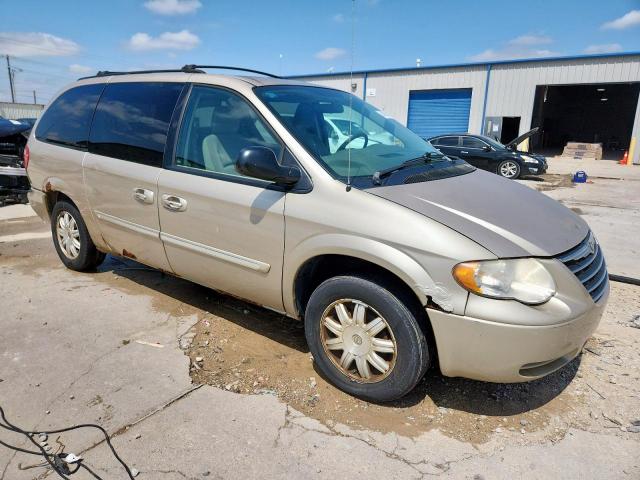 Chrysler Minivan Touring Image 8
