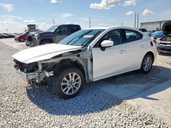  Salvage Mazda 3