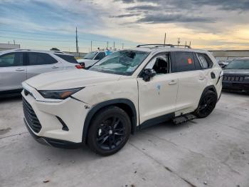  Salvage Toyota Grand High