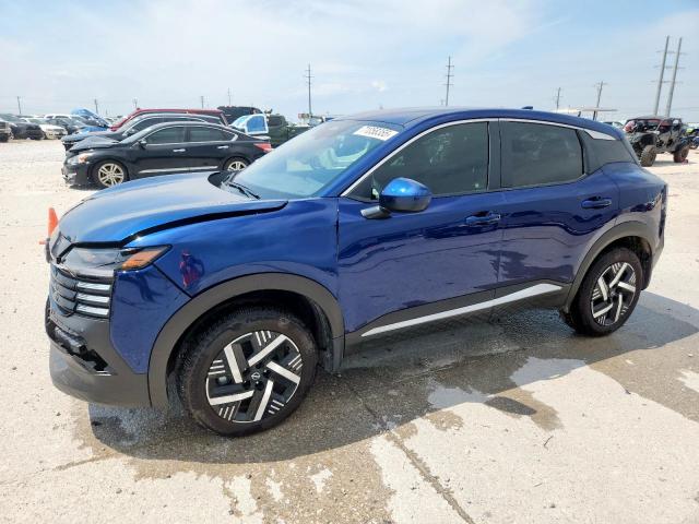  Salvage Nissan Kicks