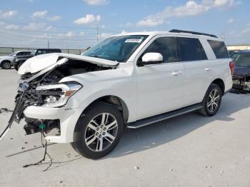  Salvage Ford Expedition