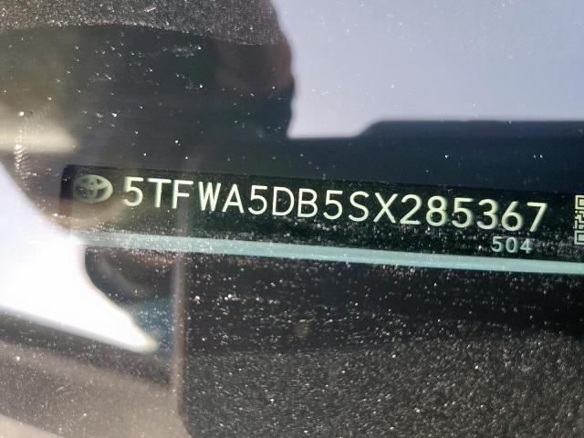 Toyota Tundra Crewmax Limited Image 8