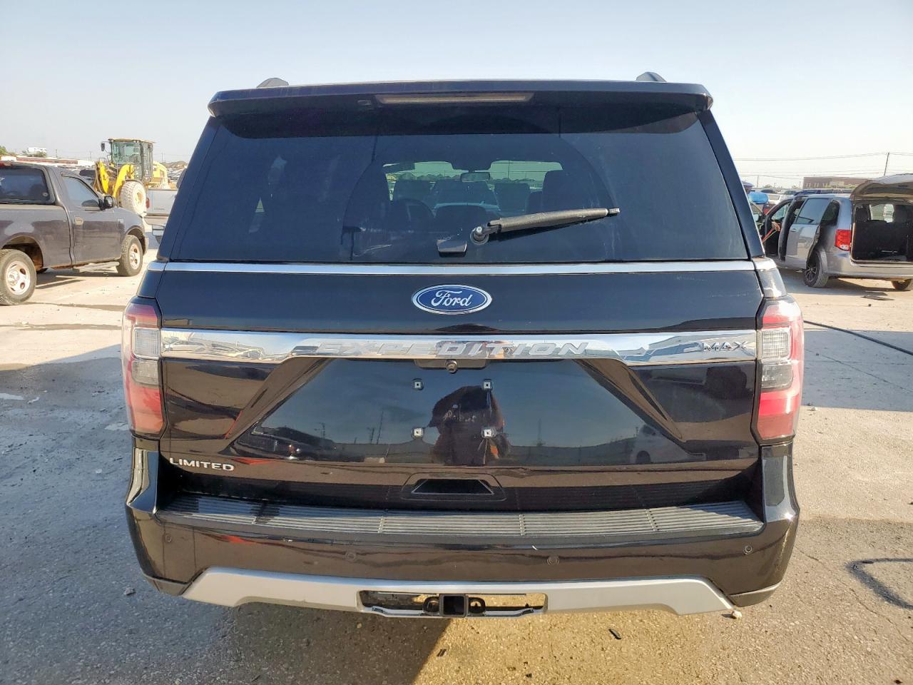 Ford Expedition Max Limited Image 5