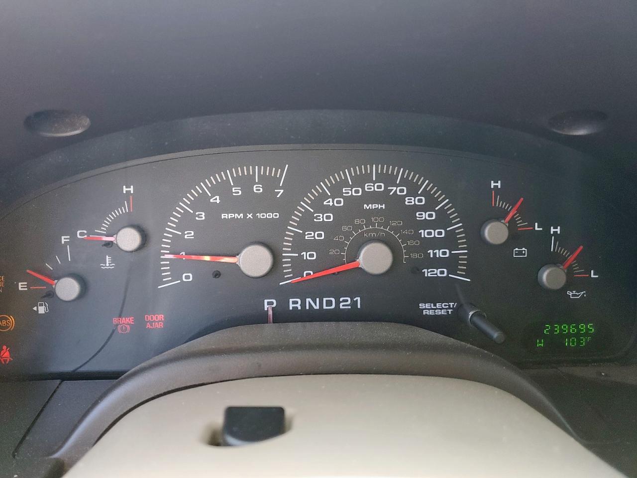 Ford Expedition Xlt Image 11