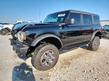 Salvage Ford Bronco