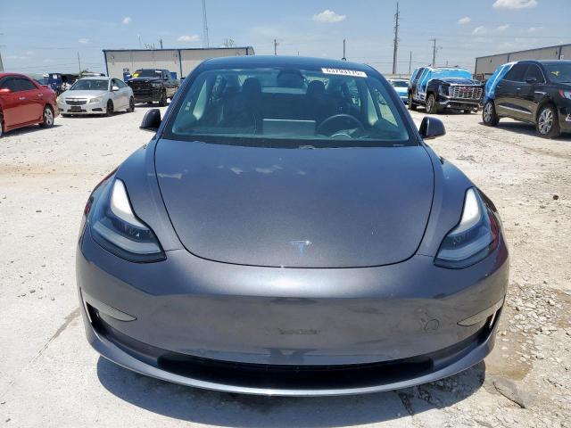 Tesla Model 3 Image 10
