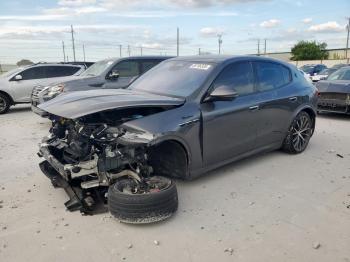  Salvage Maserati Grecale Mo