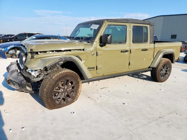 Salvage Jeep Gladiator