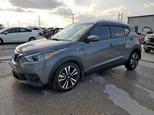  Salvage Nissan Kicks