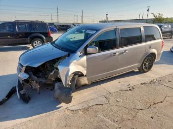  Salvage Dodge Caravan