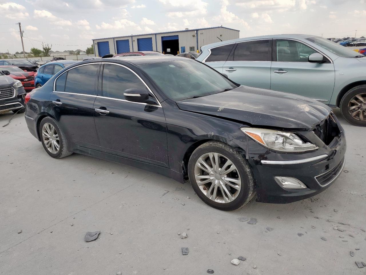 Hyundai Genesis 3.8l Image 6