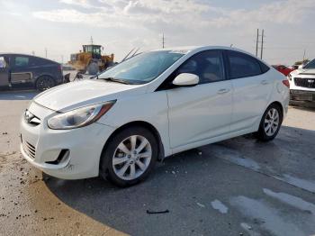  Salvage Hyundai ACCENT