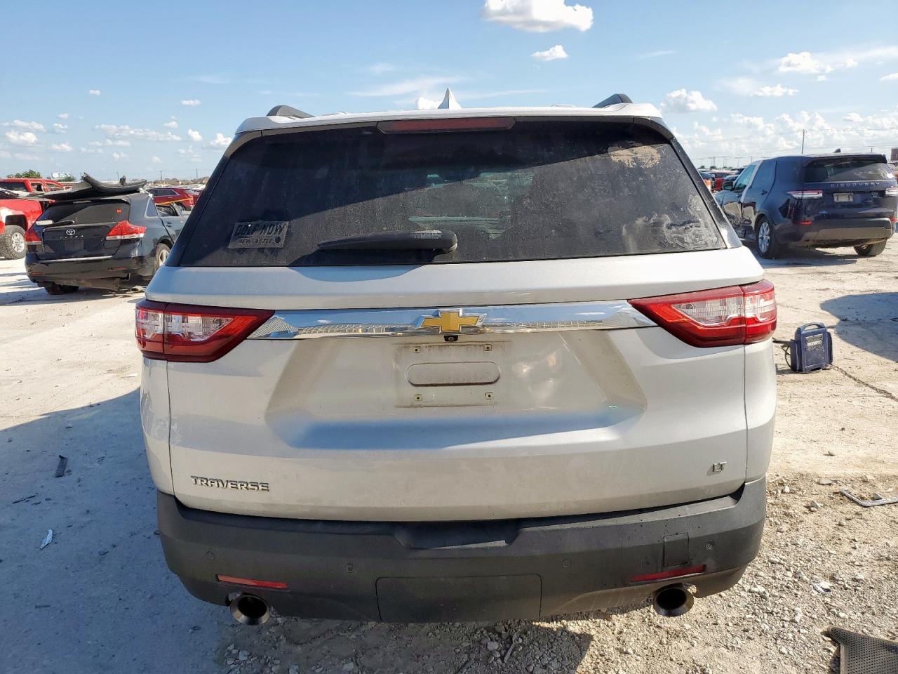 Chevrolet Traverse Lt Image 11