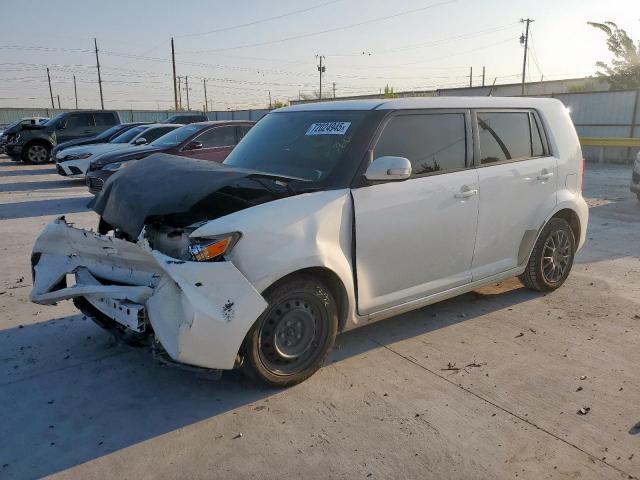  Salvage Toyota Scion