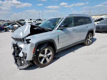  Salvage Jeep Grand Cherokee