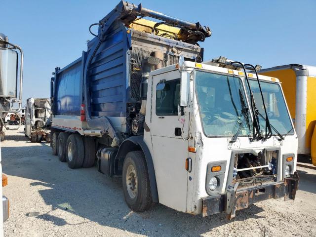  Salvage Mack 600 Leu600