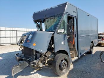  Salvage Ford F59