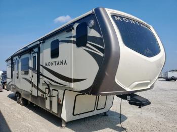  Salvage Montana 5th Wheel