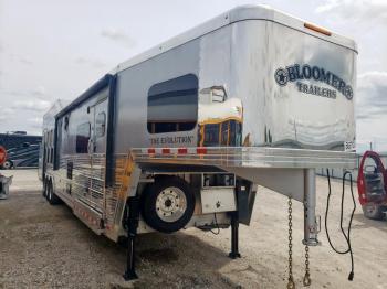  Salvage Bloomer Horse Traile Trailer