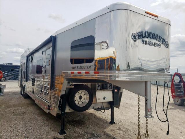  Salvage Bloomer Horse Traile Trailer
