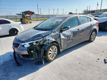  Salvage Kia Forte