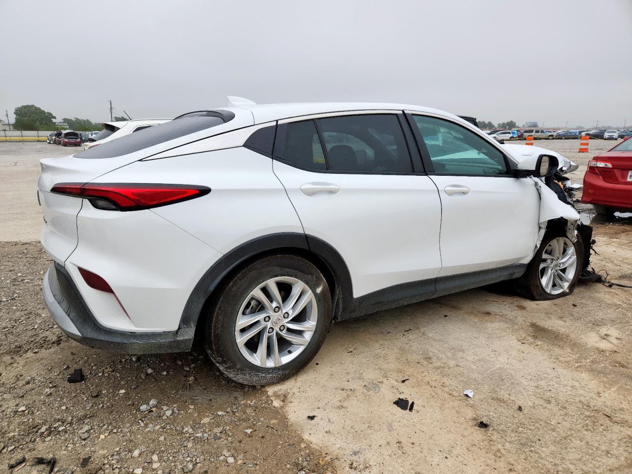 Buick Envista Pr Preferred Image 2