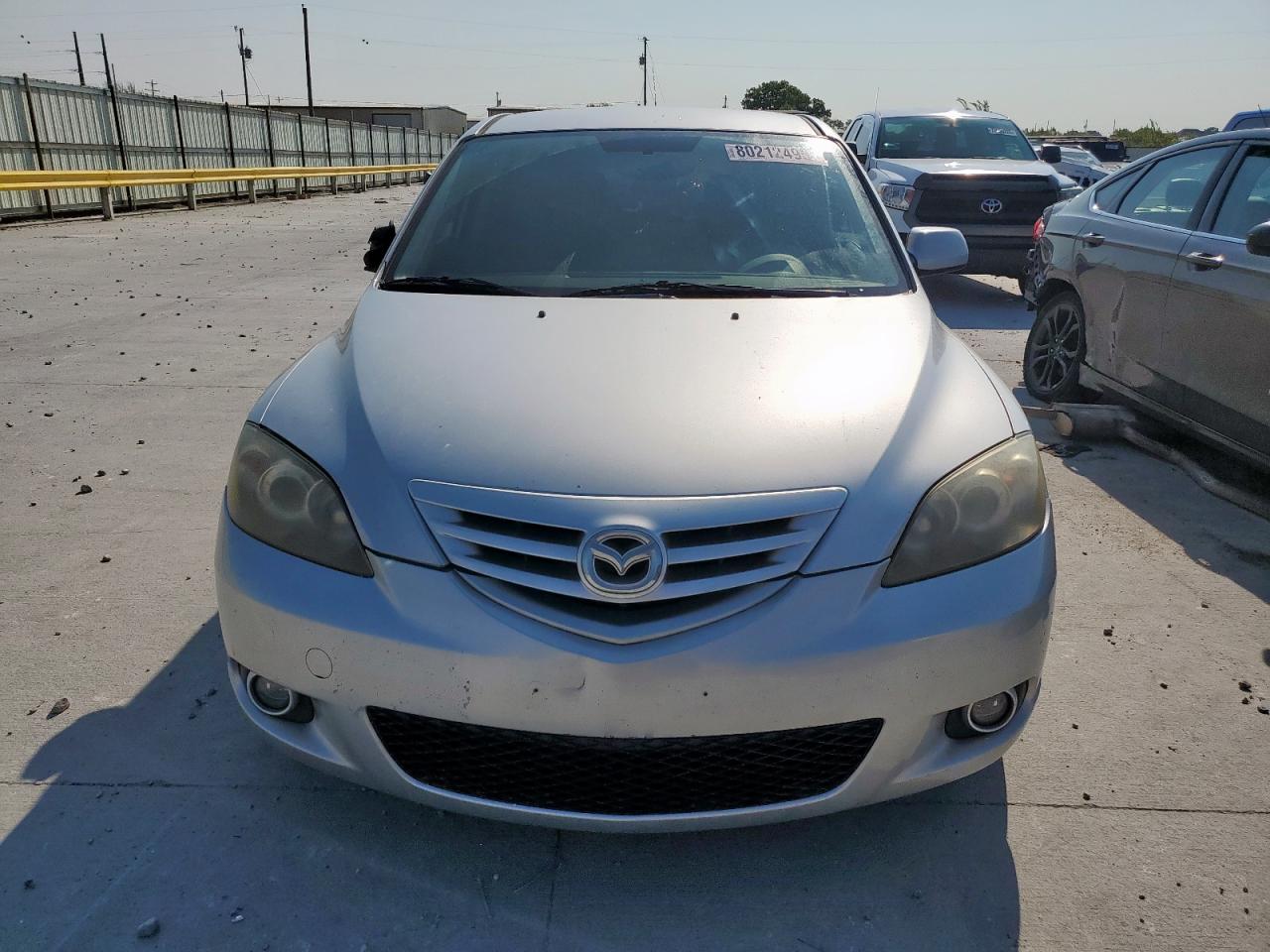 Mazda Mazda3 Hatchback Image 2