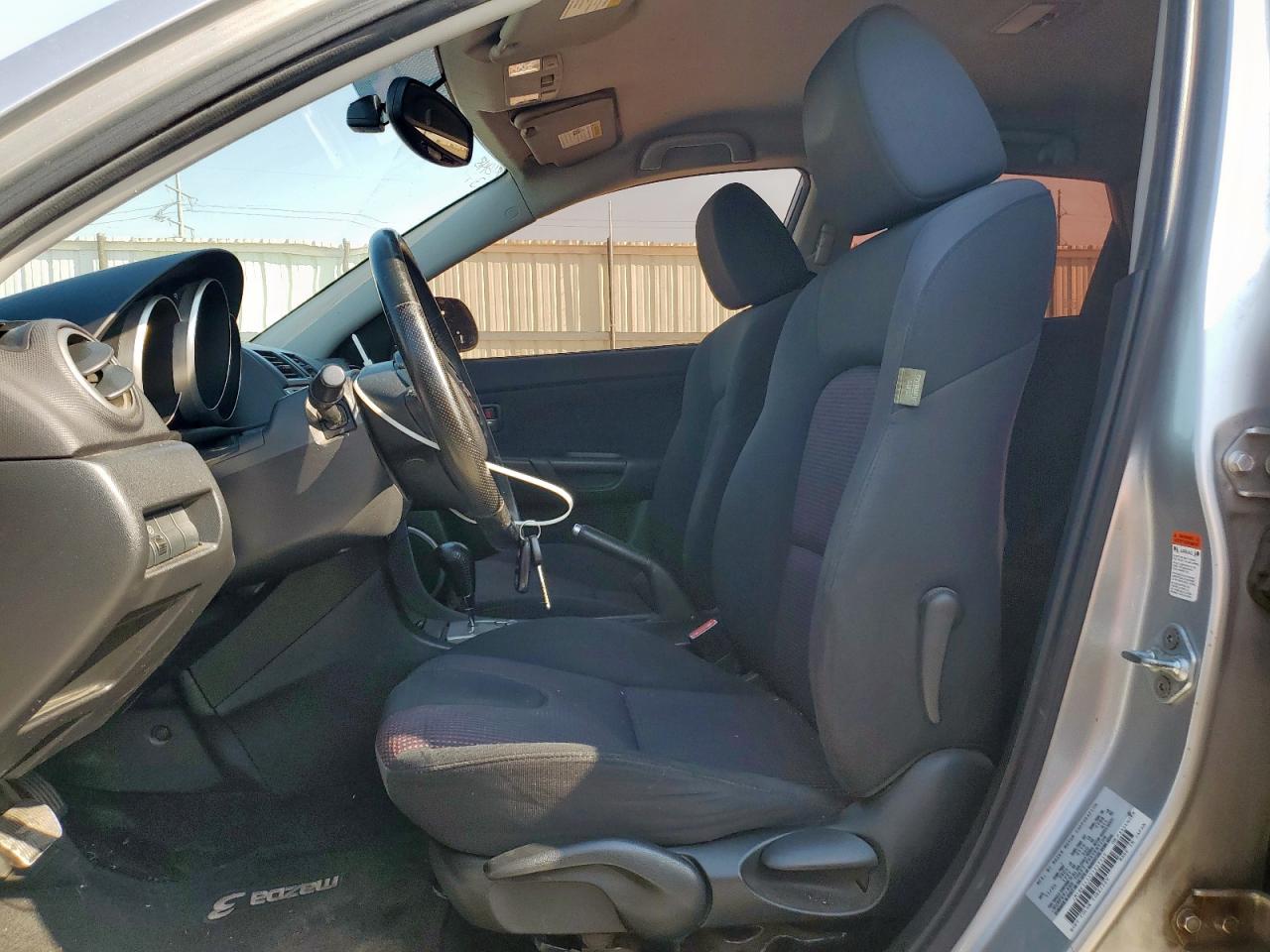 Mazda Mazda3 Hatchback Image 8