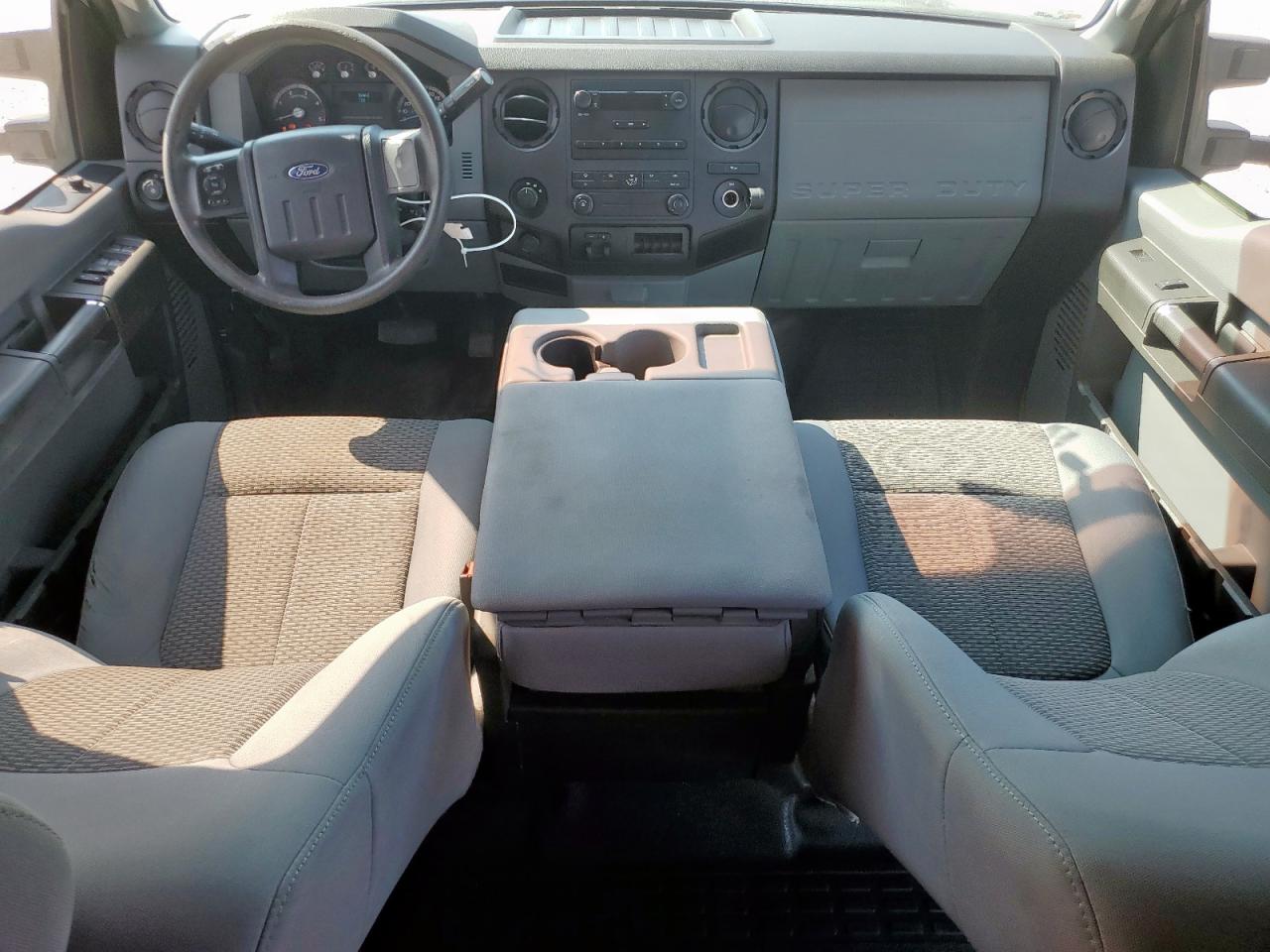 Ford F-250 Super Duty Image 11