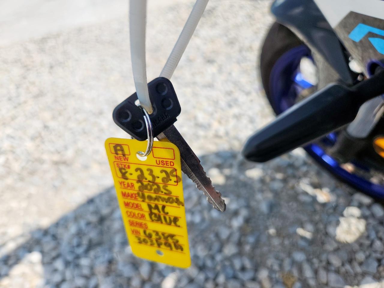 Yamaha Yzfr7 Image 9