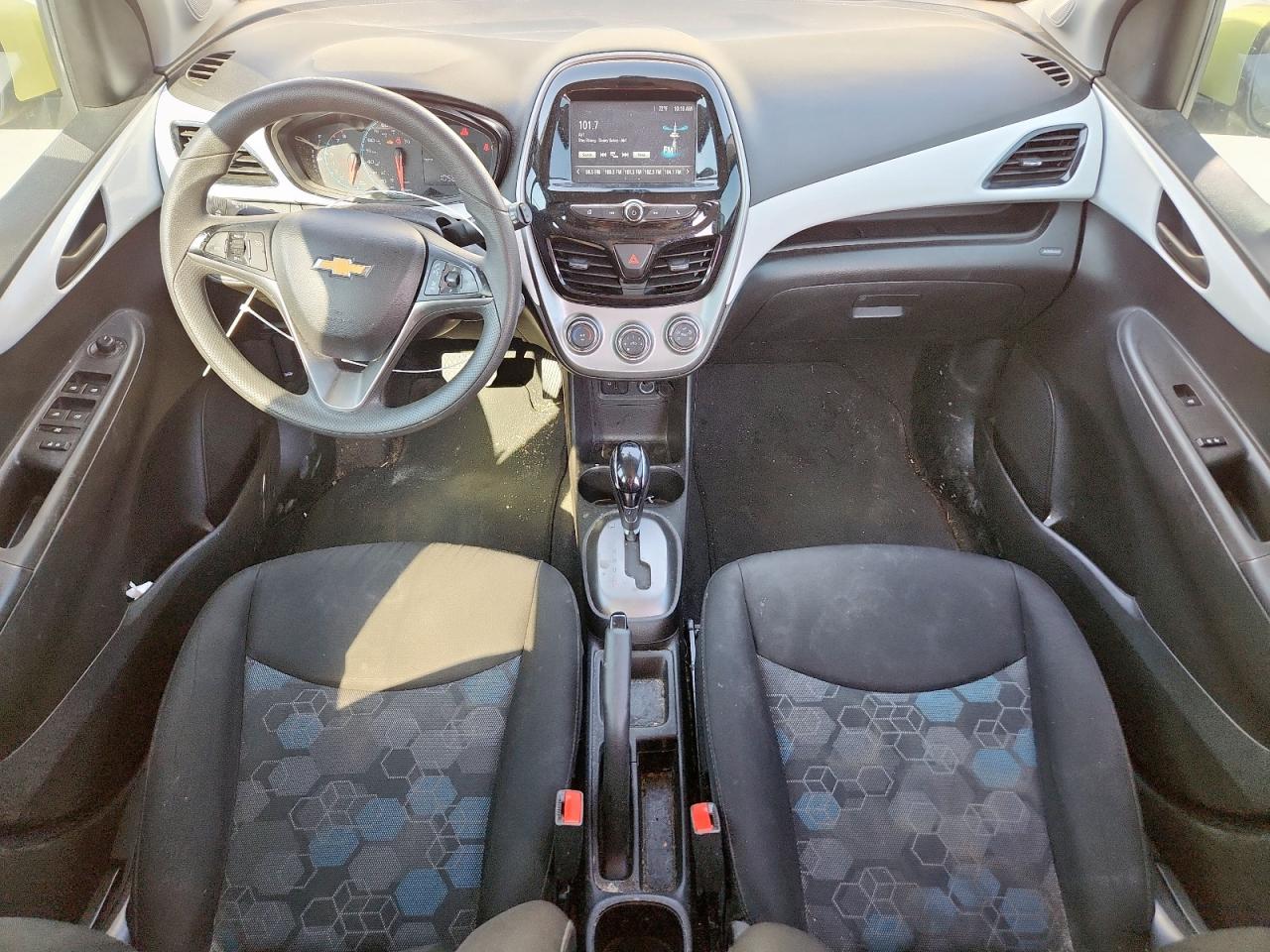 Chevrolet Spark 1lt Image 8