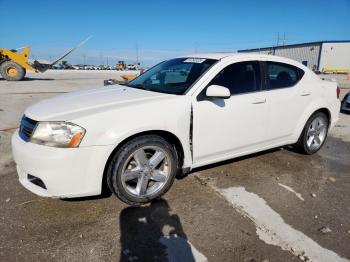  Salvage Dodge Avenger