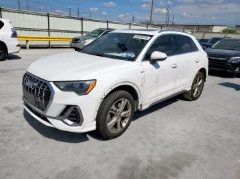  Salvage Audi Q3
