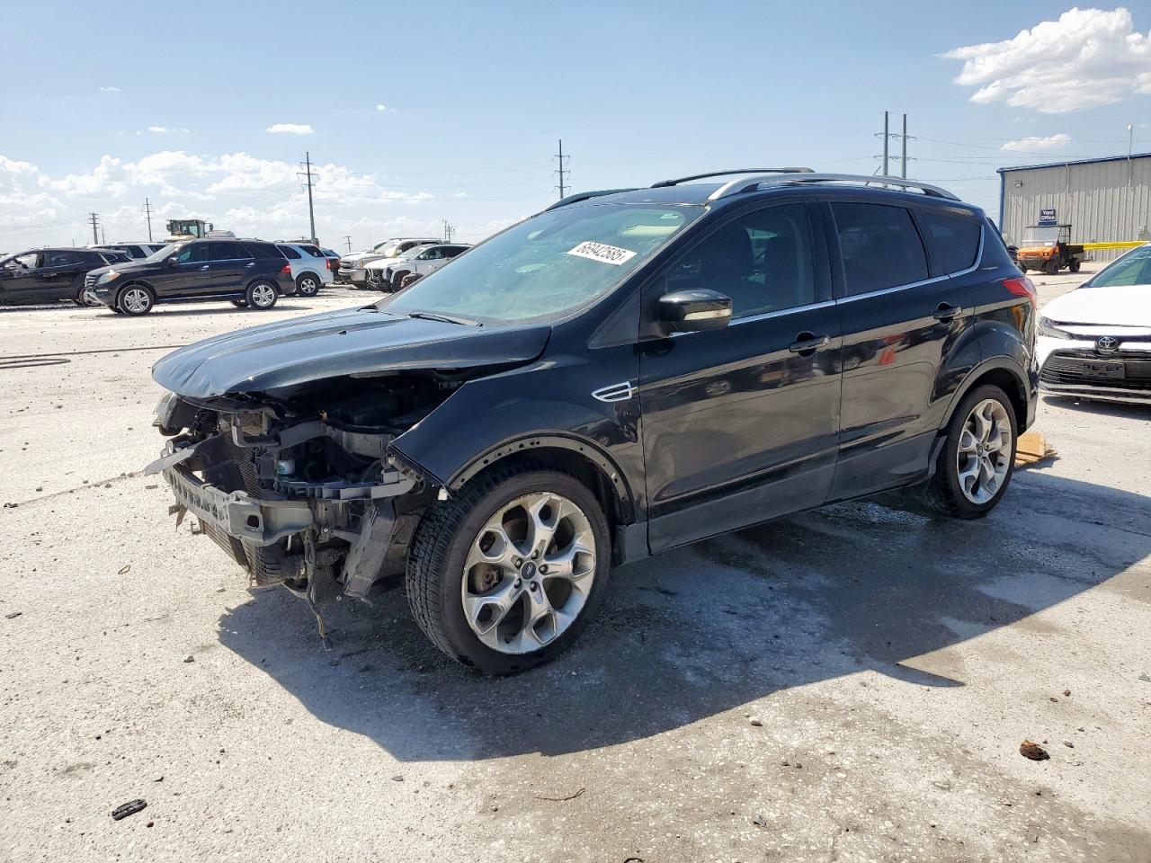 Ford Escape Titanium Image 1