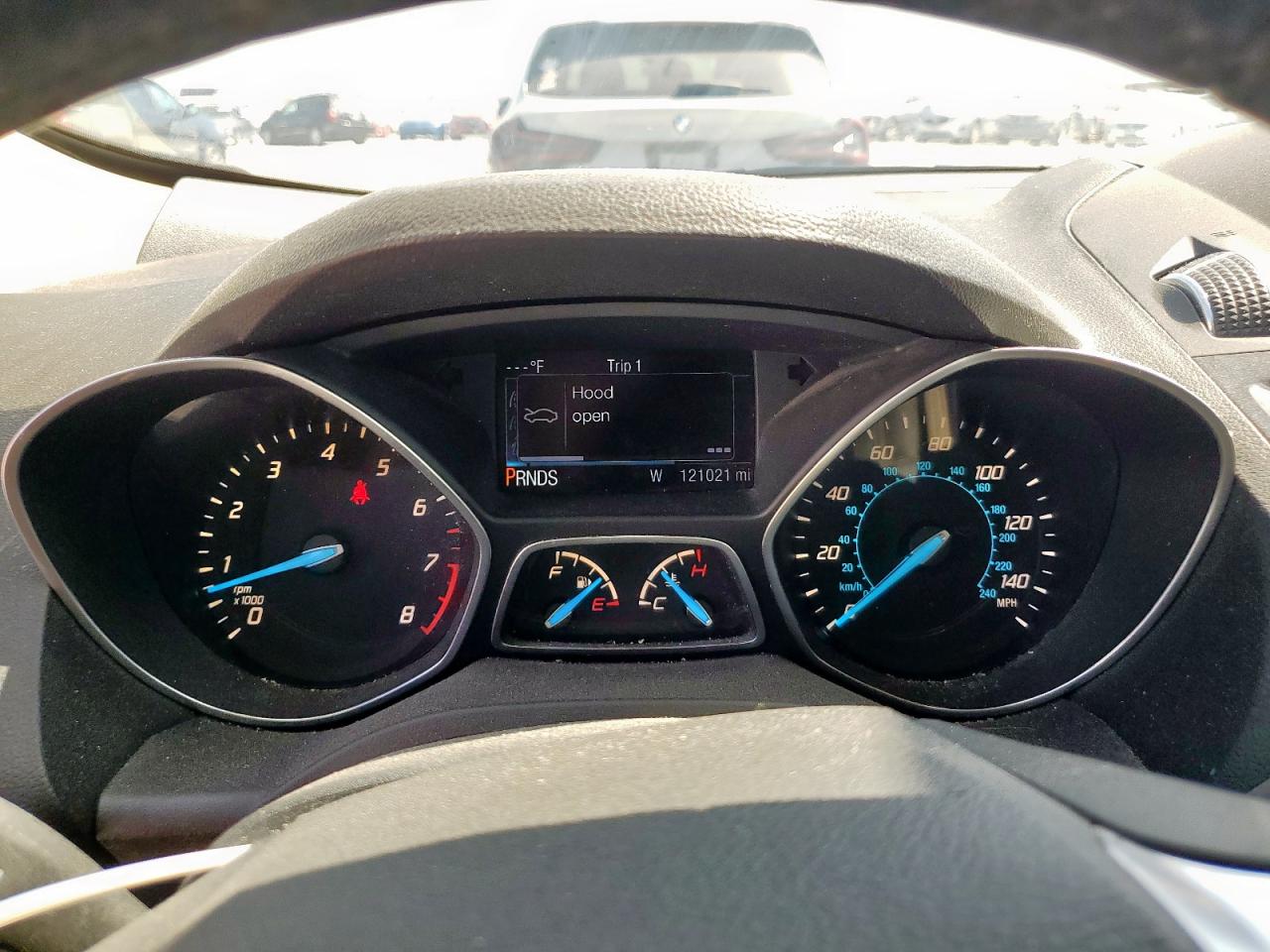 Ford Escape Titanium Image 11