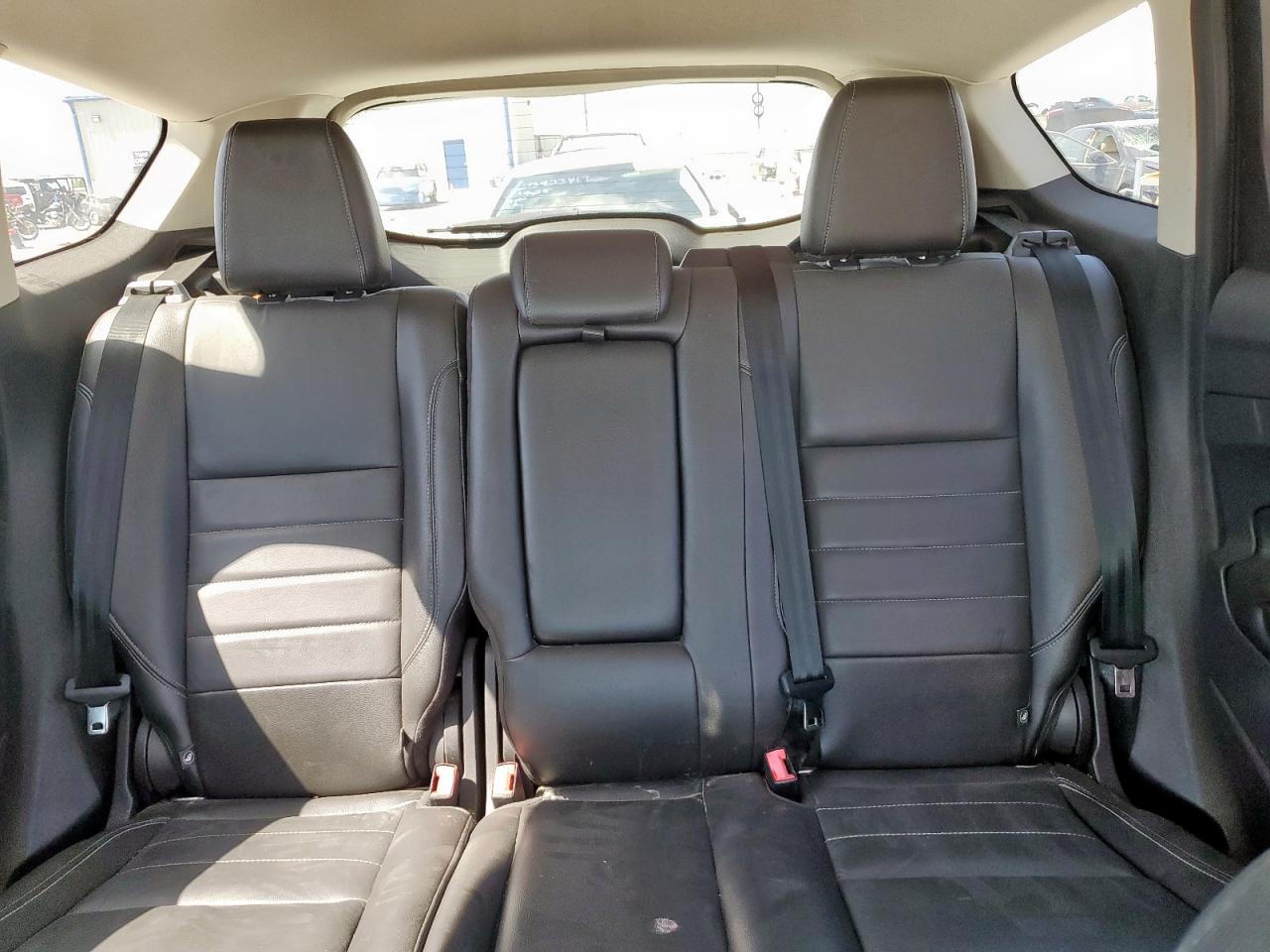 Ford Escape Titanium Image 10