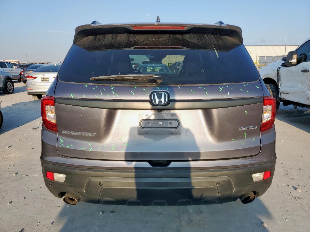 Honda Passport Touring Image 9