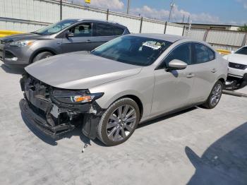  Salvage Mazda 3