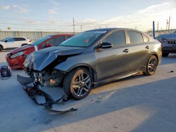  Salvage Kia Forte
