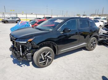  Salvage Nissan Kicks