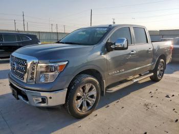  Salvage Nissan Titan