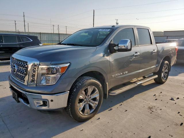  Salvage Nissan Titan